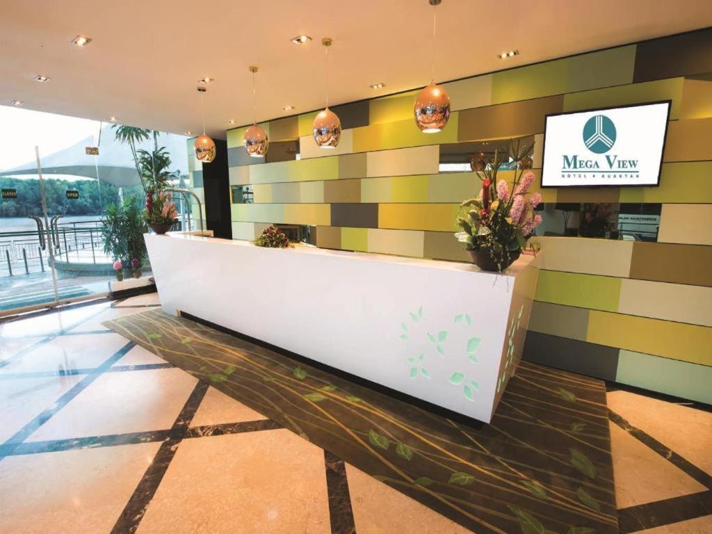 Mega View Hotel Kuantan Buitenkant foto