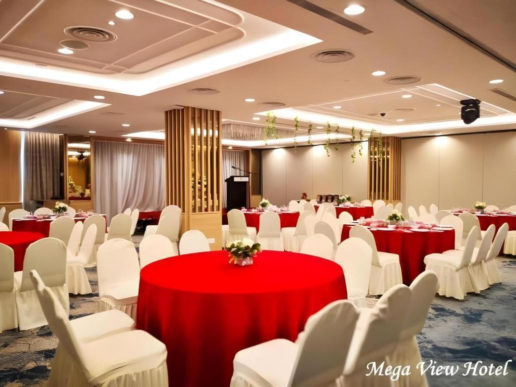 Mega View Hotel Kuantan Buitenkant foto