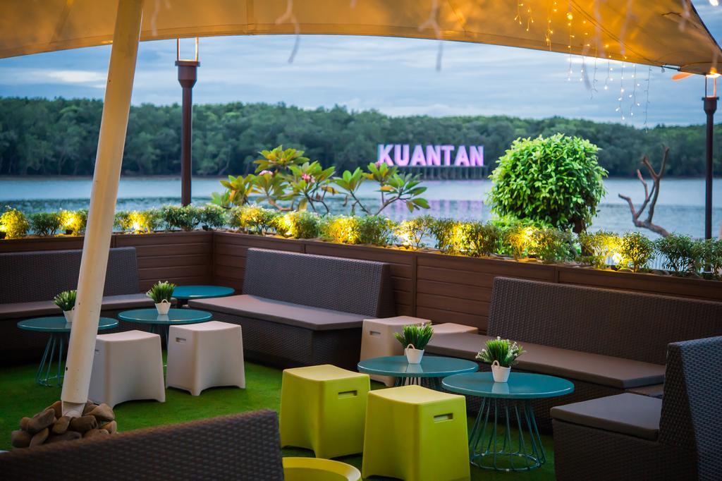 Mega View Hotel Kuantan Buitenkant foto