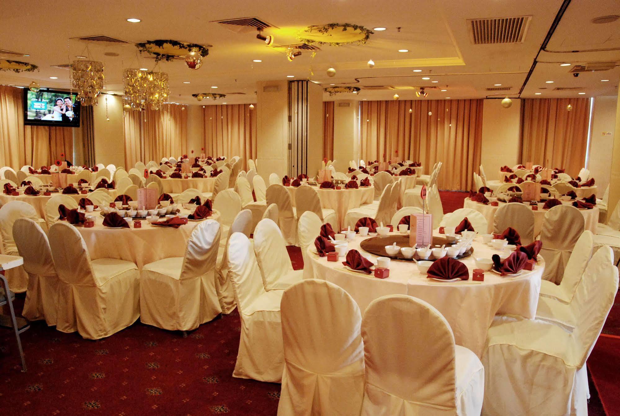 Mega View Hotel Kuantan Buitenkant foto